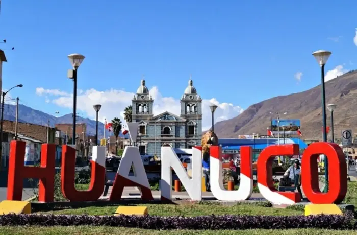Destino Huanuco, Perú