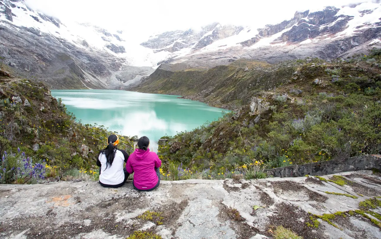 Viajeros con Peruvian Hikers en los Andes