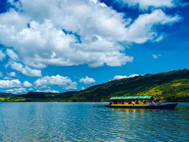 Tour Laguna Azul