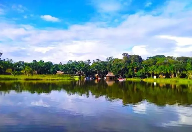 Tour Laguna de los Milagros - foto 1