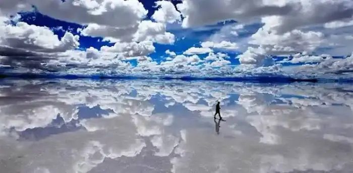 Salar de Uyuni: el espejo más grande del mundo