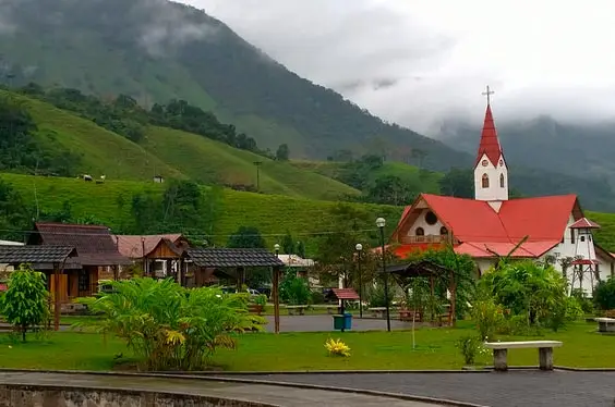 Paisaje de Oxapampa, Perú